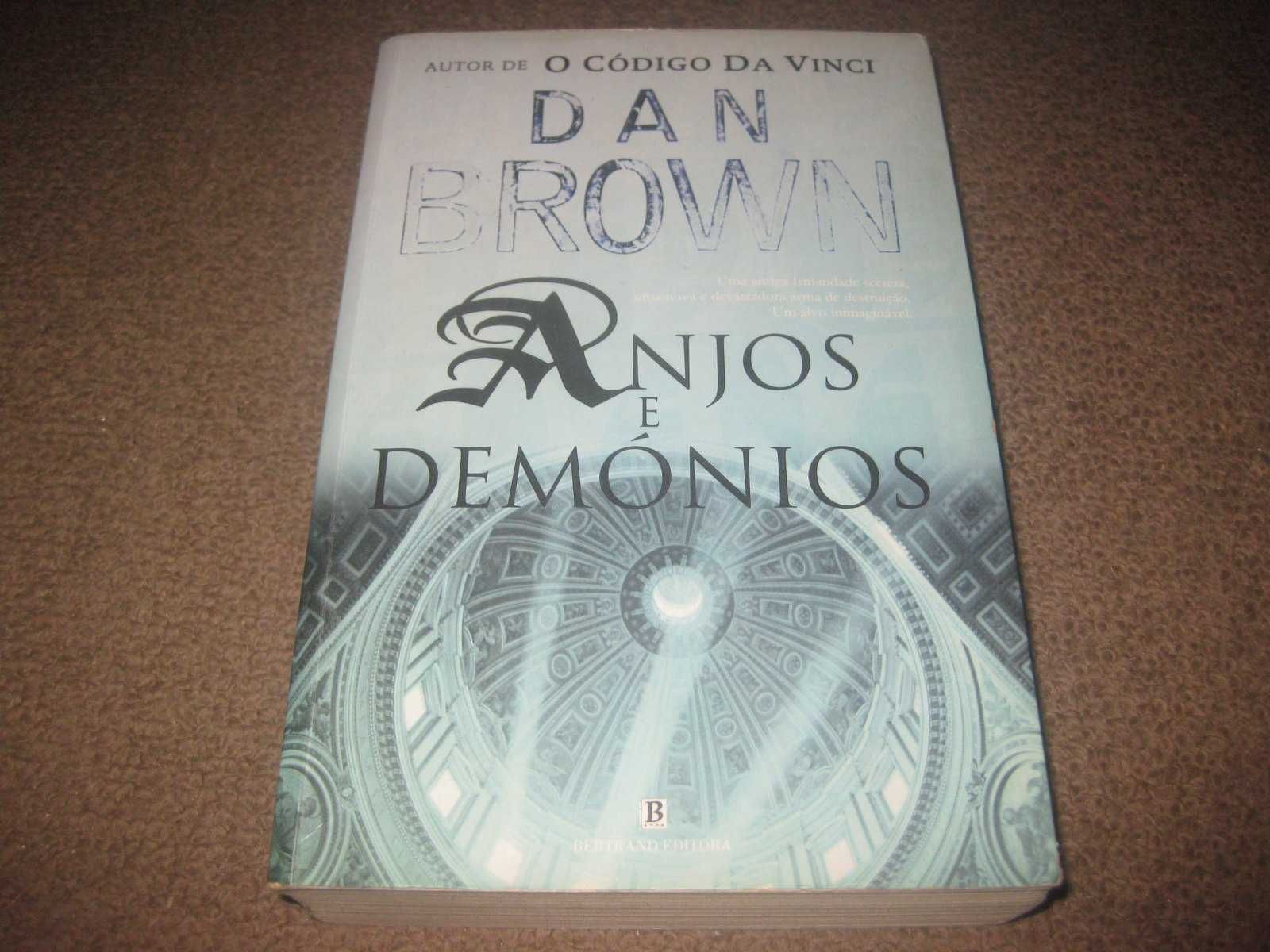 Livro "Anjos e Demónios" de Dan Brown