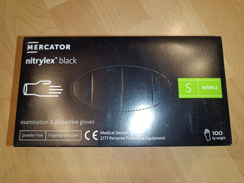 Rękawice nitrylowe czarne, rozmiar S. 100 sztuk w opakowaniu. Nowe.