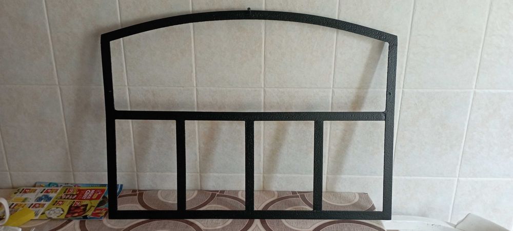 Żeliwna czarna rama na lustro industrialne lustro loft