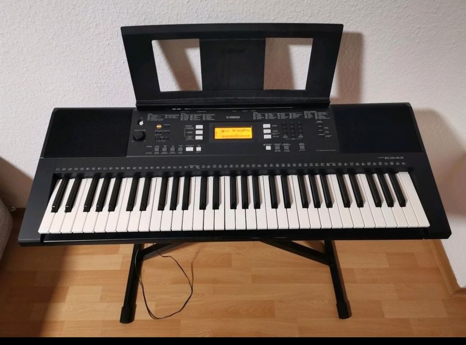 Синтезатор Yamaha PSR e 343