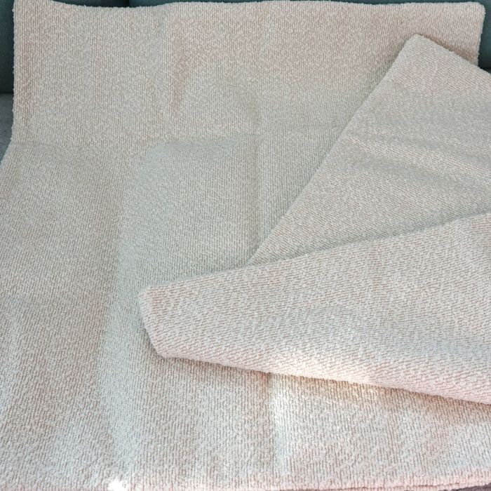 2 Mięciutkie poszewki 60x60 w kolorze kremowym