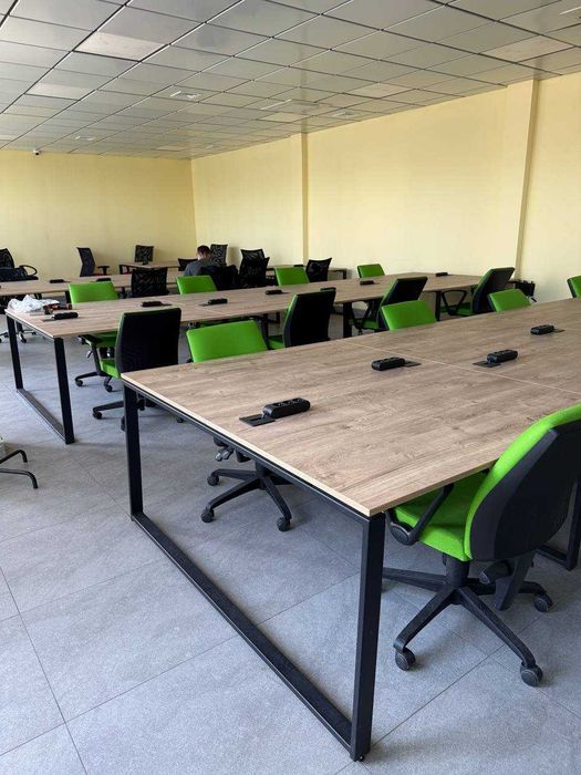 РАСПРОДАЖА офисной мебели стулья кресла на колёсиках стільці крісла