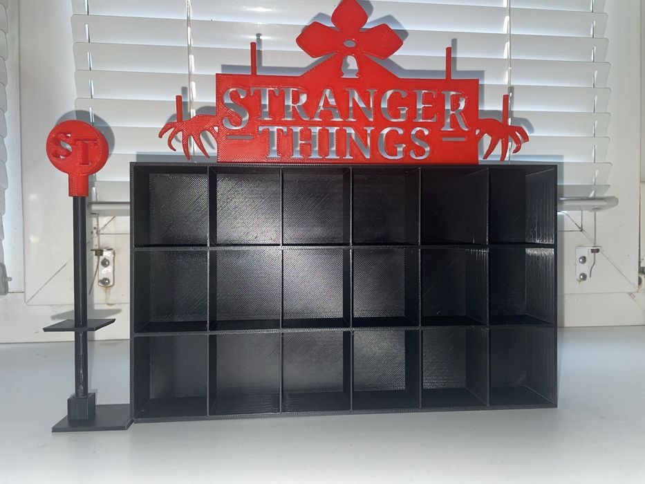 Підставка для кіндерів «Stranger Things»