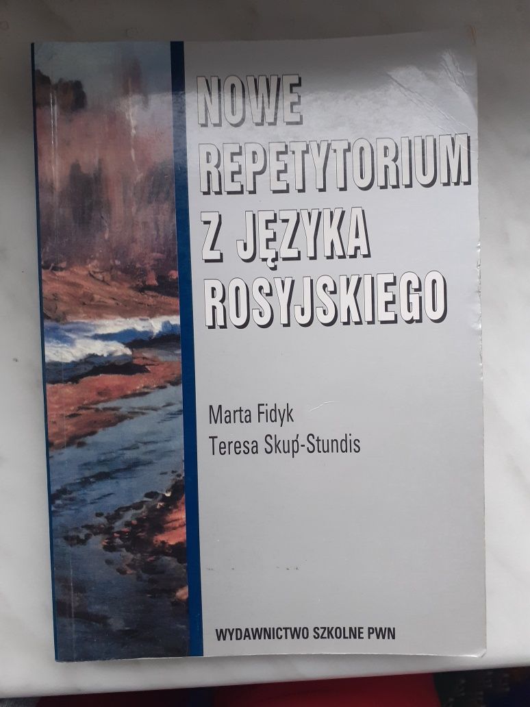 "Nowe repetytorium z języka rosyjskiego" M. Fidyk, T. Skup-Stundis