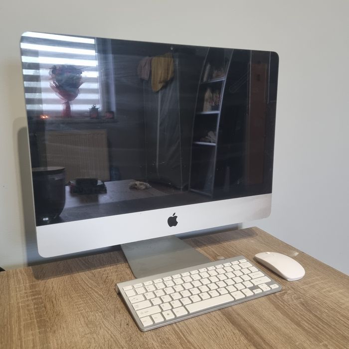 Apple Imac 12 A1311 + klawiatura i mysz
