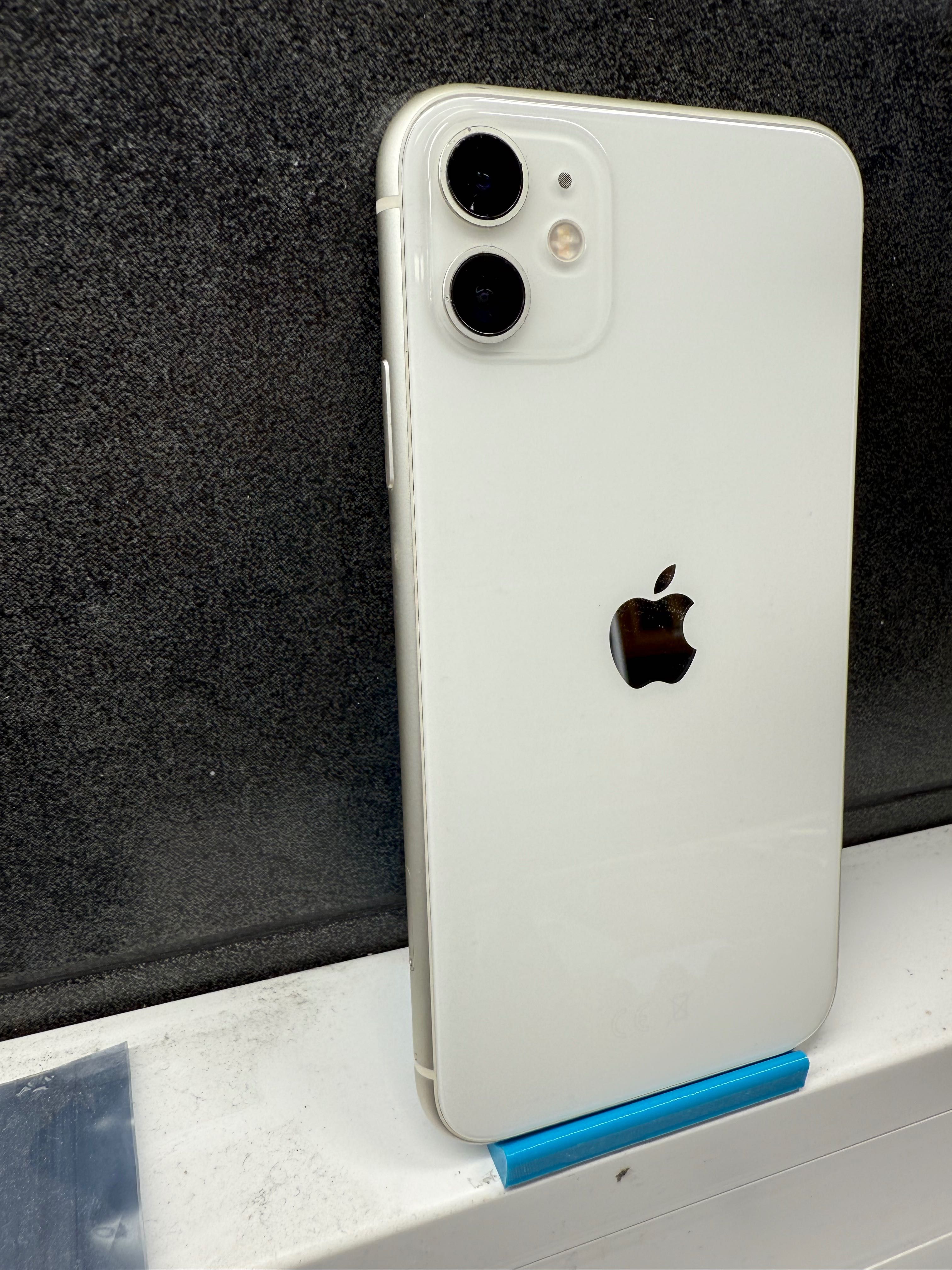 iPhone 11 128gb - branco