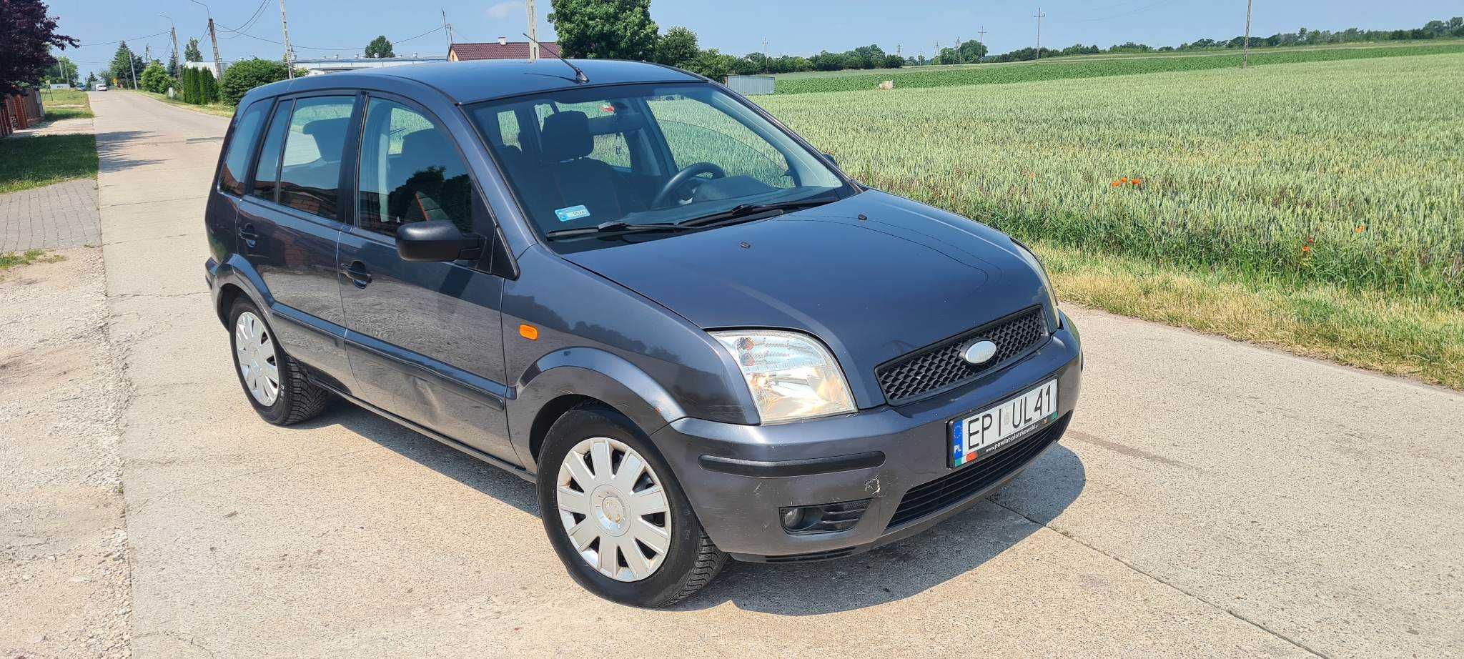 SPRZEDAŻ LUB ZAMIANA Ford Fusion 1.4+gaz 2004