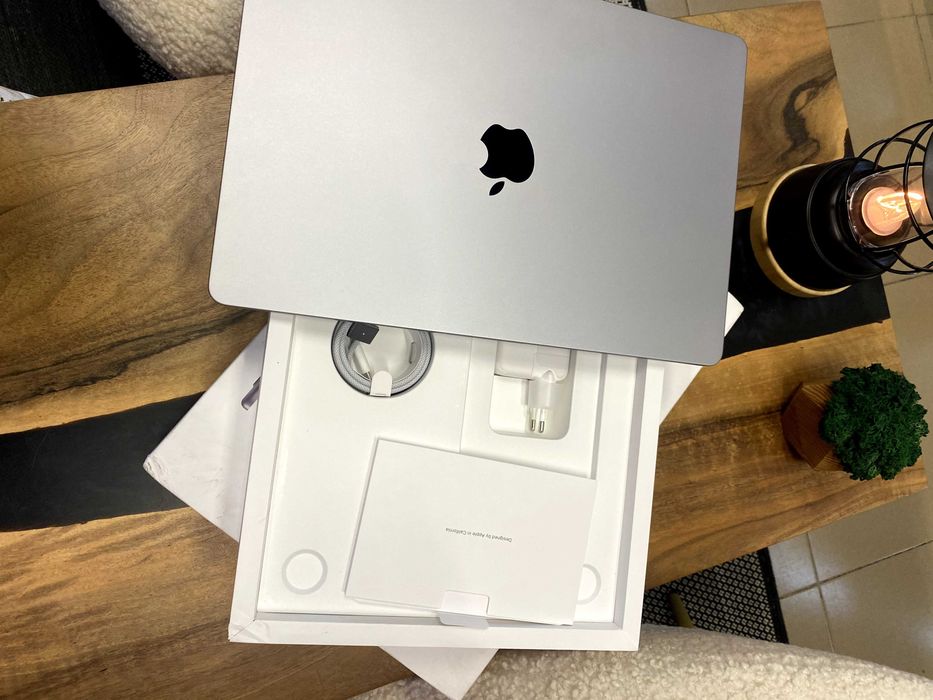 Ноутбук Apple MacBook Air 15" M3 16/256GB Space Gray (MC9D4) 2024