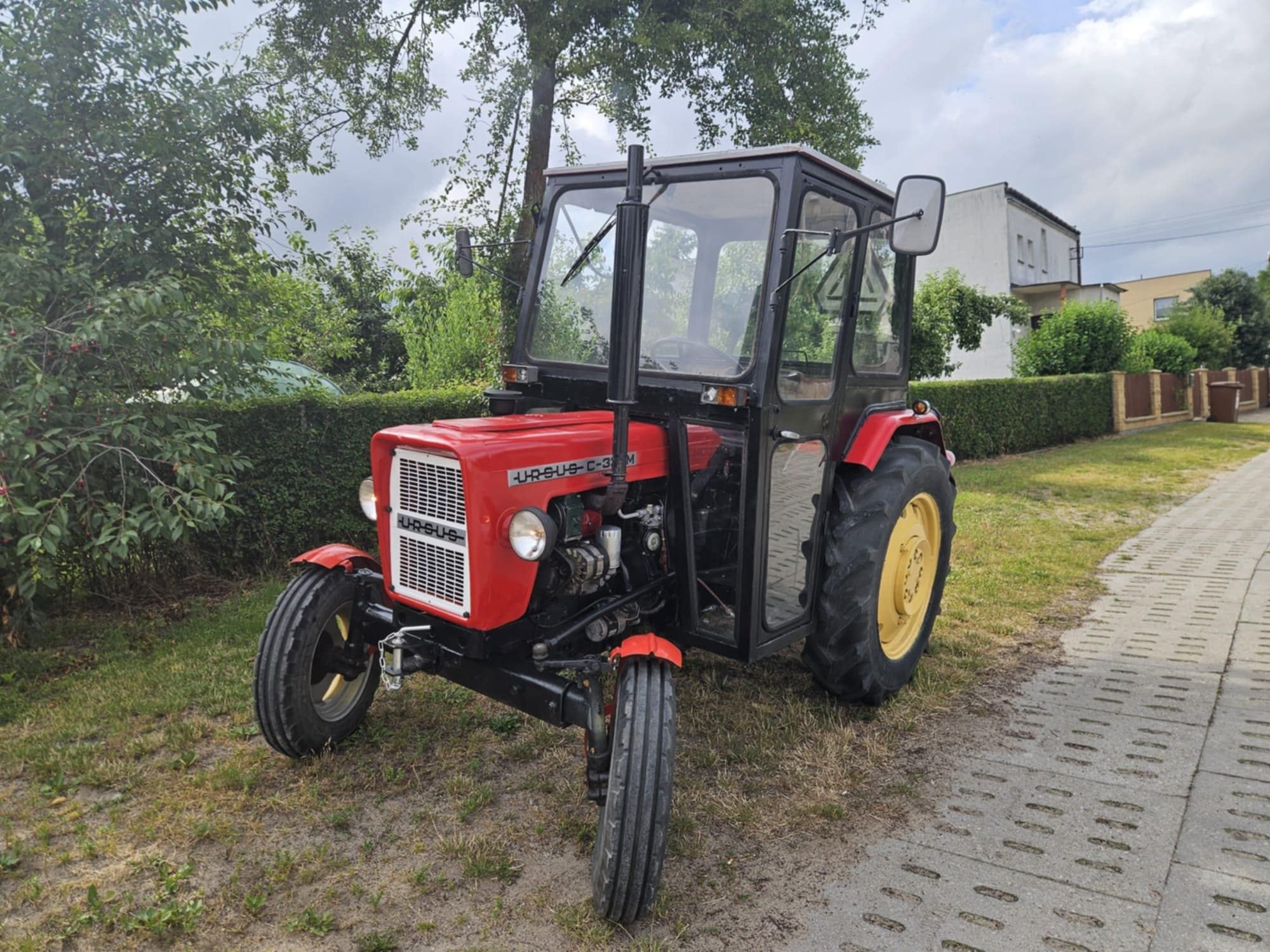 Ciągnik Ursus C 330