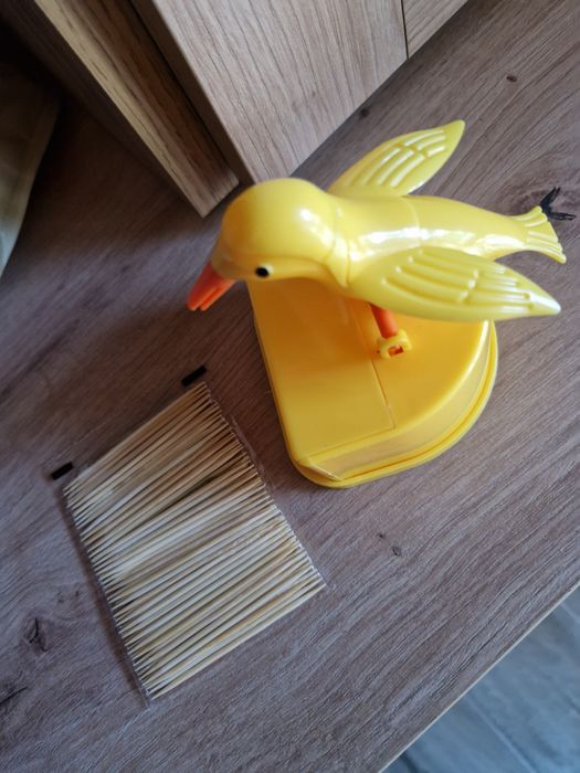 Dispensador de palitos. Novo