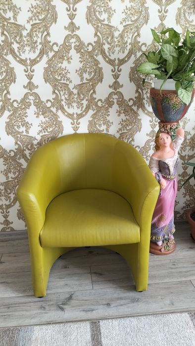 Продам крісло було в використанні