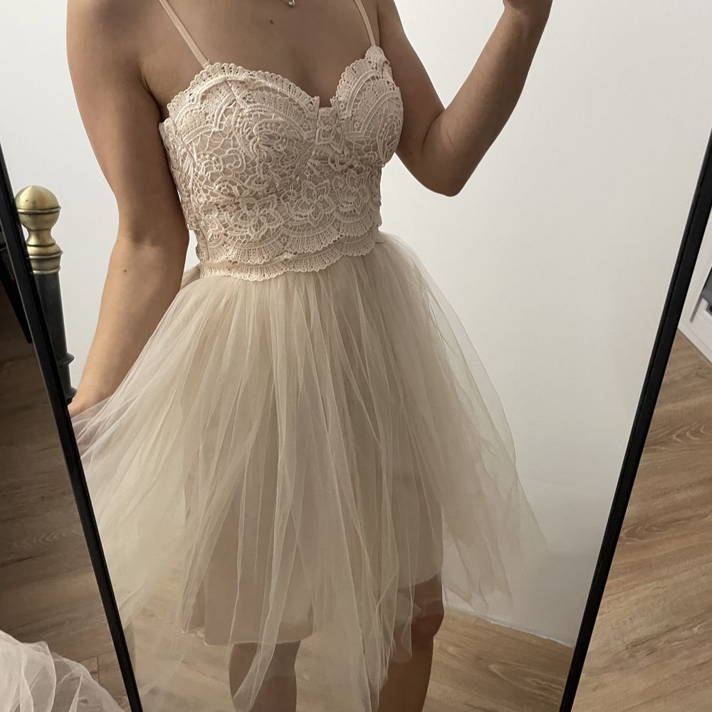 Sukienka asos little mistress tiulowa balowa