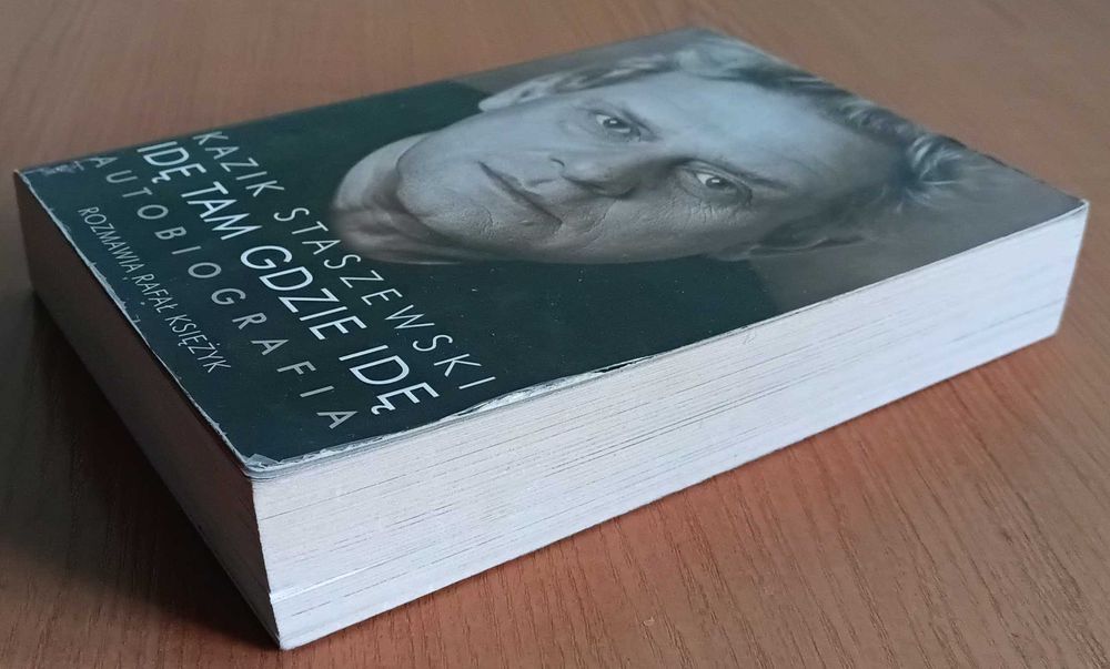 Rafał Księżyk, Kazik Staszewski "Idę tam gdzie idę. Autobiografia"