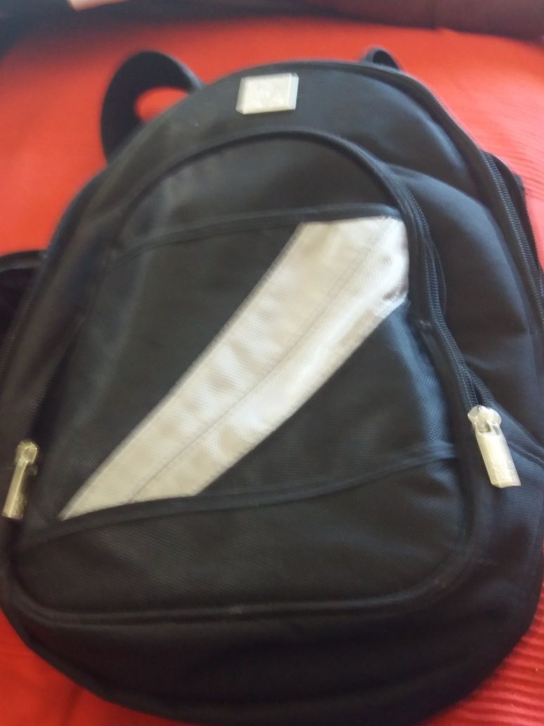 Mochila térmica marca  Prénatal e saco com muda fralda JANE