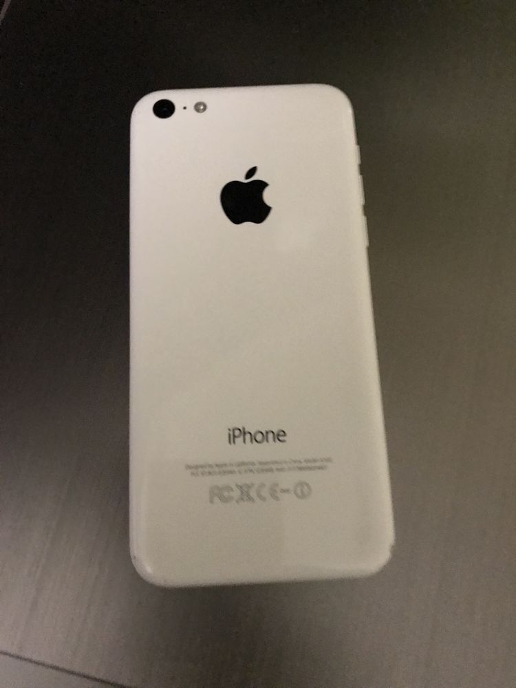 Мобільний телефон Apple іPhone 5C