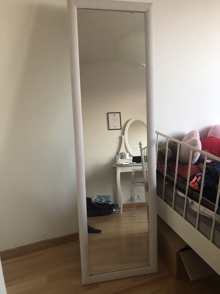 Lustro białe stojące podłogowe