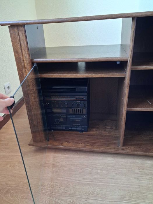 Móvel Televisão com rodas