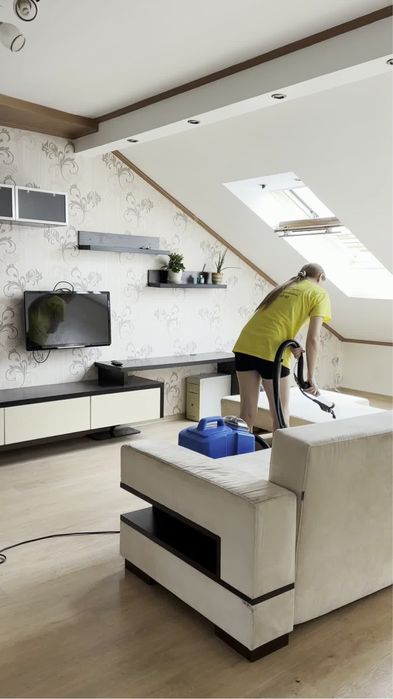 Клінінгова компанія EcoCleaning! Професійне прибирання. Ужгорд