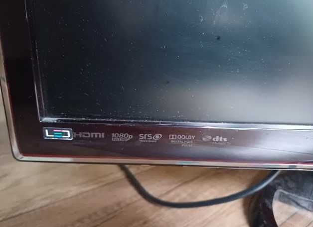 Komputer + monitor 24" z funkcją telewizora.