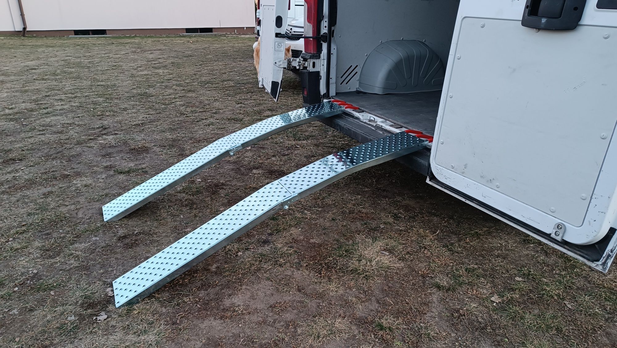 Wypożyczę busa blaszak, dostawczy bus wynajem, WYPOŻYCZALNIA Opole