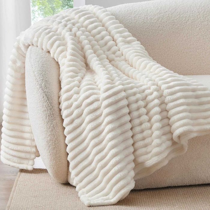 Nowy koc flanelowy / kocyk / narzuta / puszysty / 125x150cm / A2377!