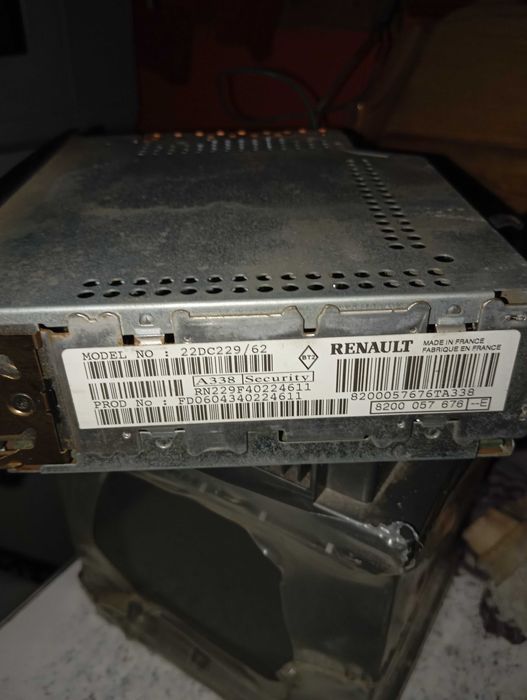 Магнітола штатна Reno