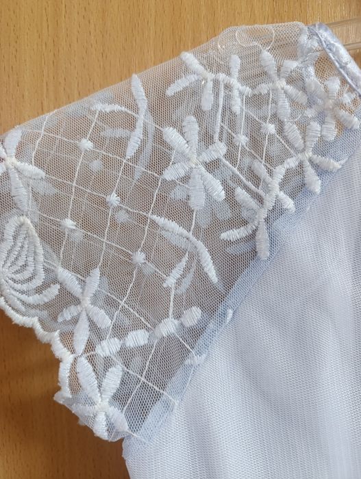 Вишукана сукня від бренду H&M на 4-6 років