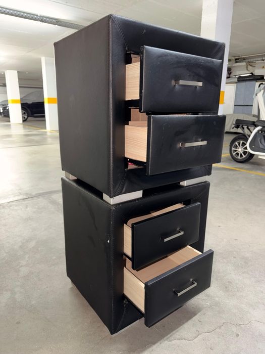 2 Mesas de cabeceira