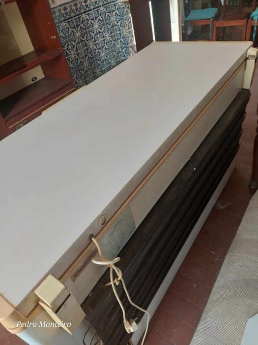 Arca Congeladora Balay Em Bom Estado