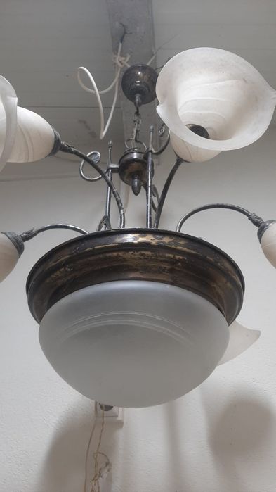 Candeeiro de teto antigo