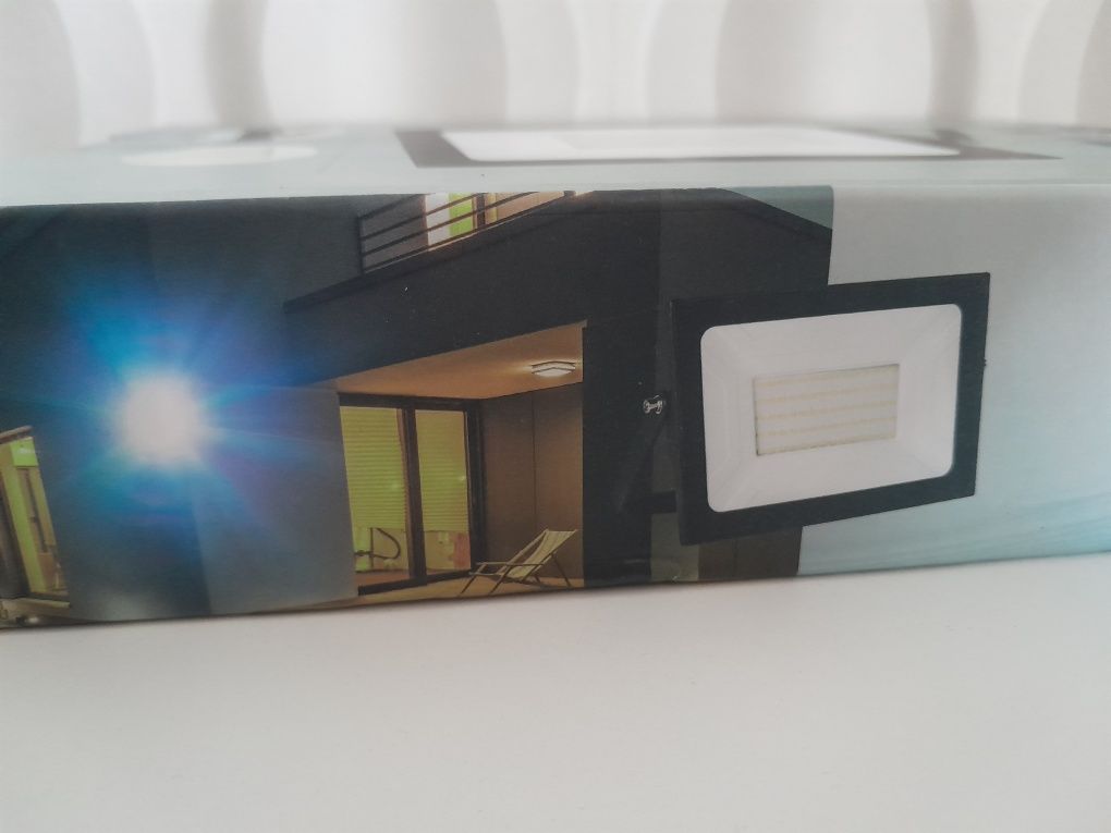 Nowy reflektor 50W Lethe 4250Im