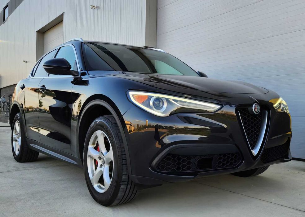 Alfa Romeo Stelvio      2018