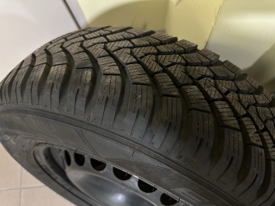 Kola 5x100 195/65/15 vw skoda seat opony Falken Eurowinter Hs01