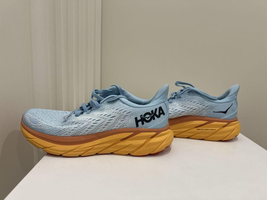 Кросівки Hoka Clifton 9