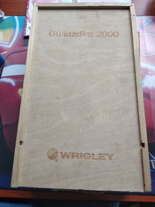 skrzynka drewniana na wina