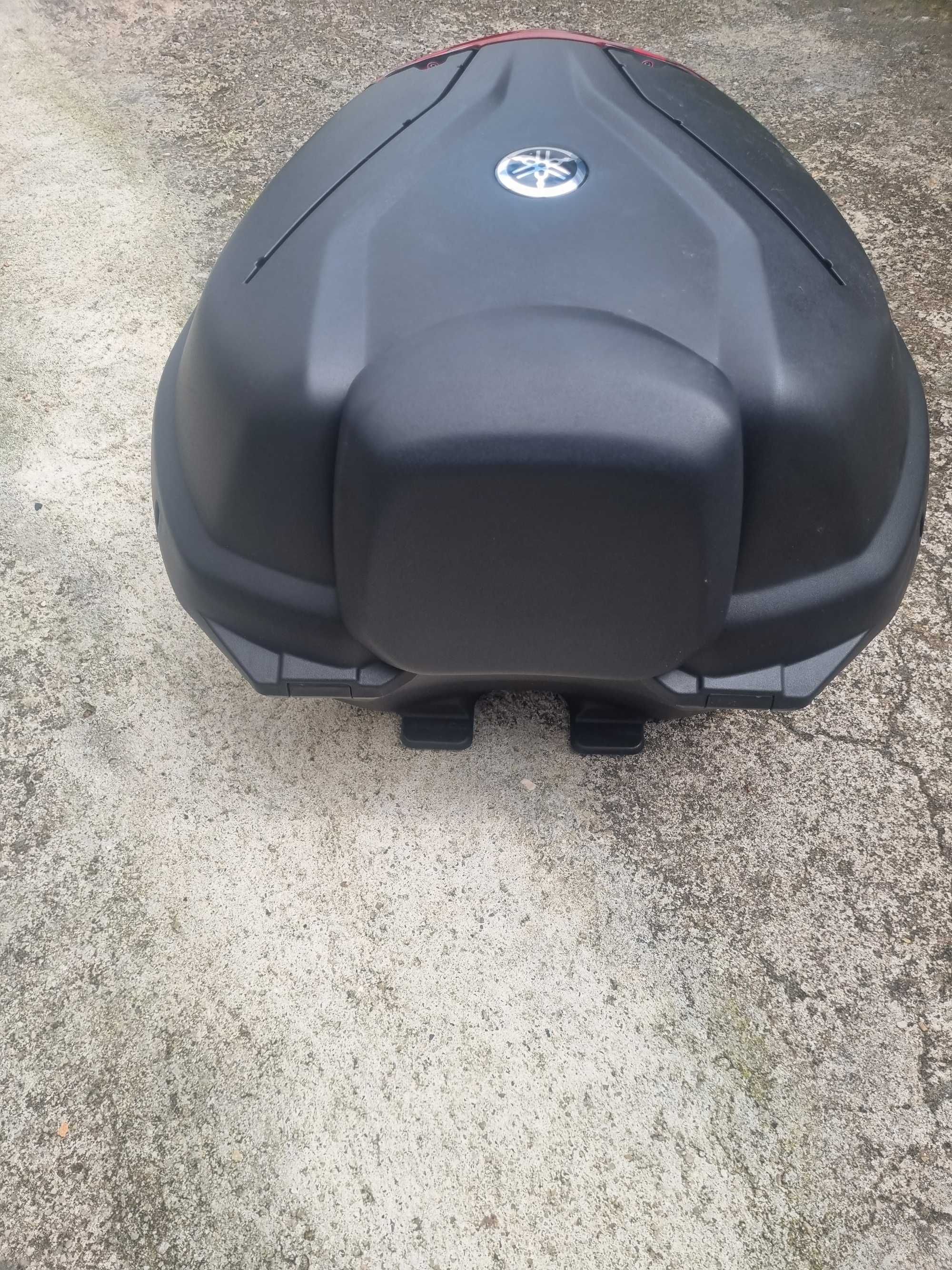 Suporte  top case tmax 500/530  e Top case yamaha  de 45litros