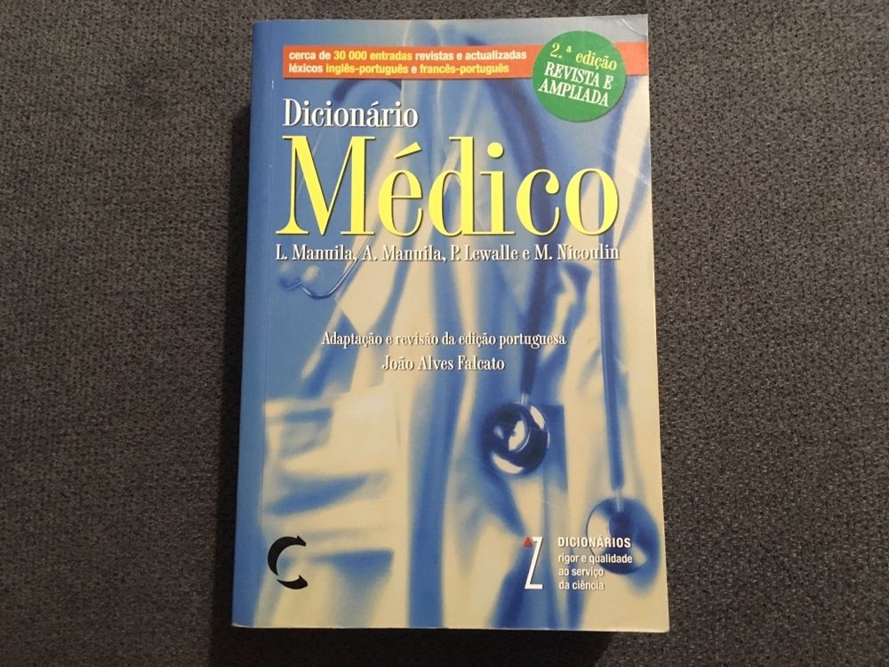 Vendo livro "Dicionário Médico"
