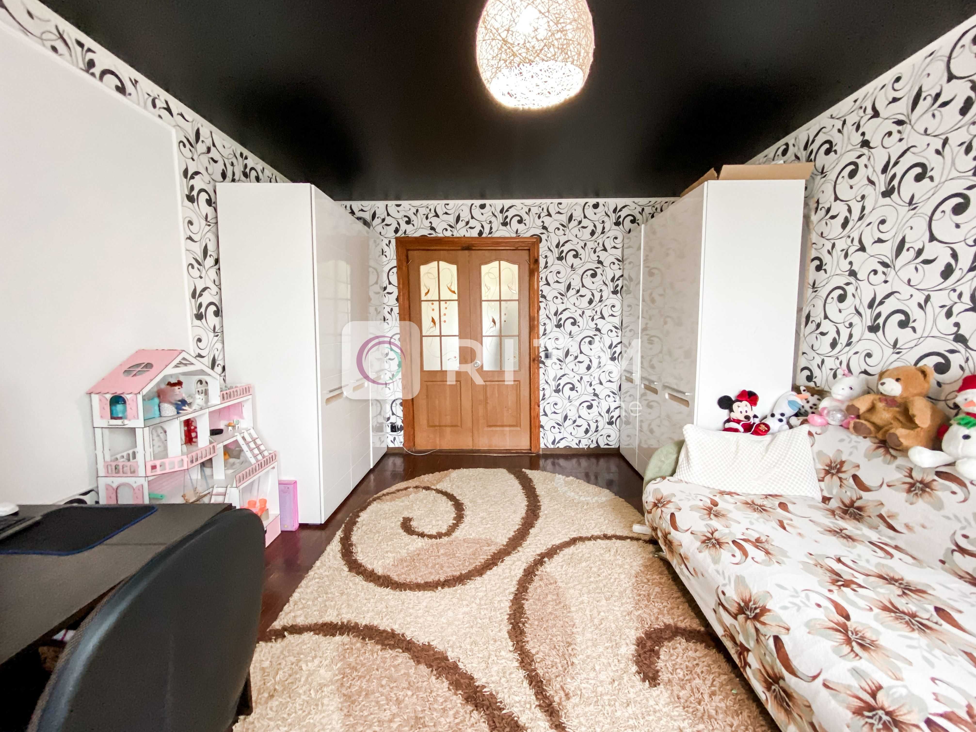 Продаж 2 кімнатної квартири 50 м2 з ремонтом (вул. Наливайка) !!!