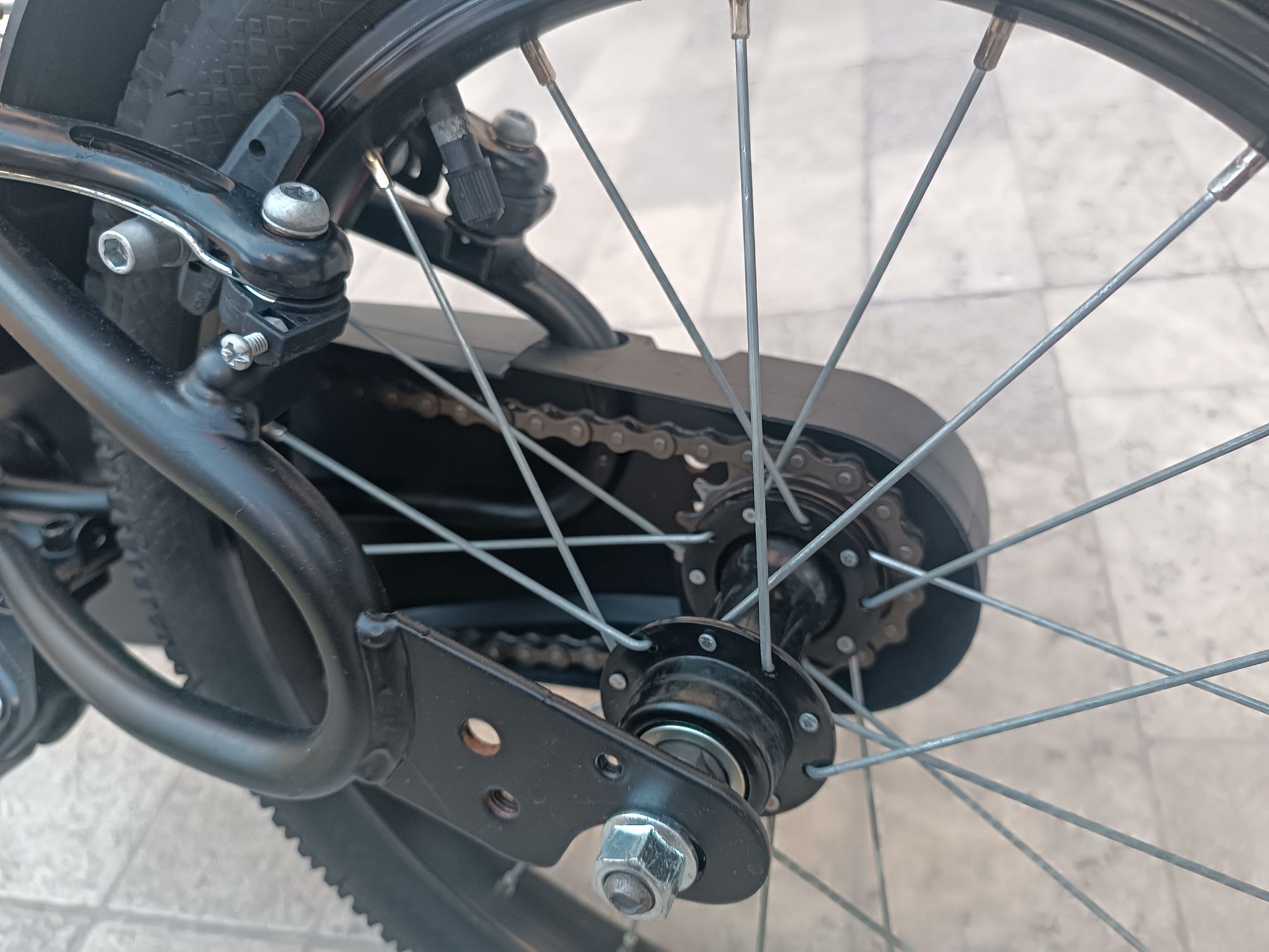BICICLETA 16 POLEGADAS 4,5-6 ANOS 500 DARK HERO B'TWIN