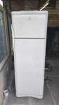 Продам холодильник Indesit