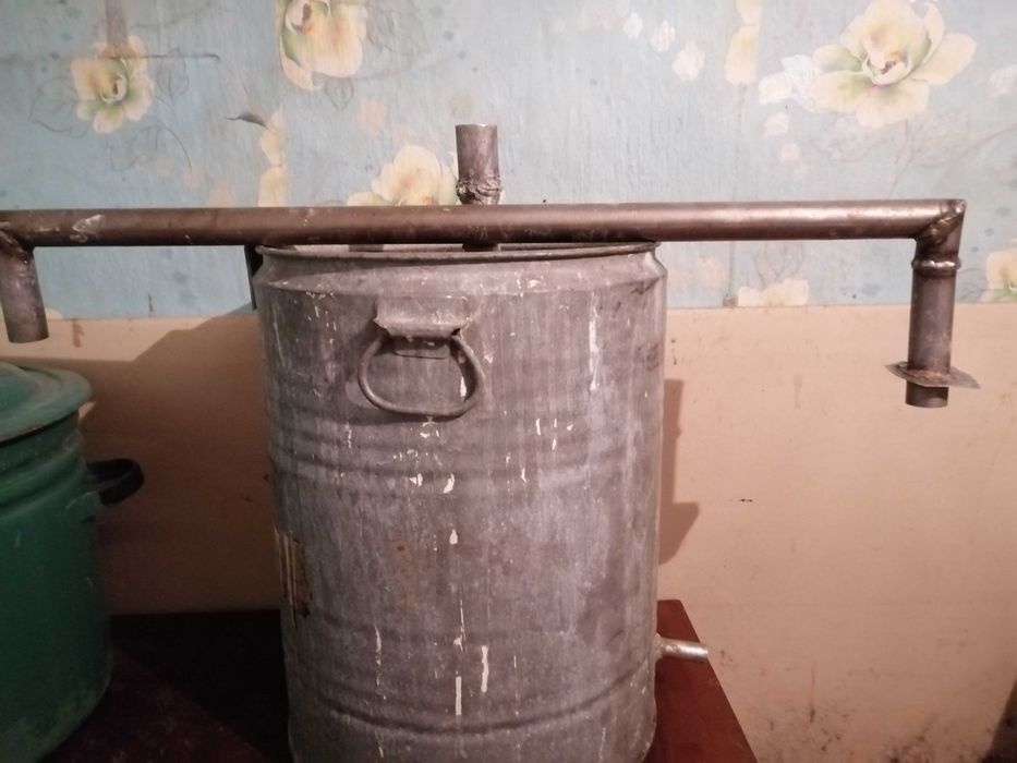 Продам Бак Холодильник