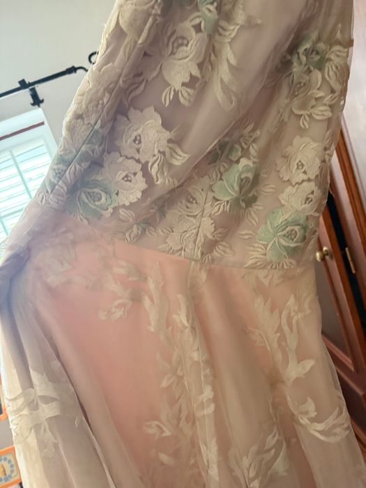 Elegante Vestido de Noite Laura – Tamanho US/Canada 4 | EU 36