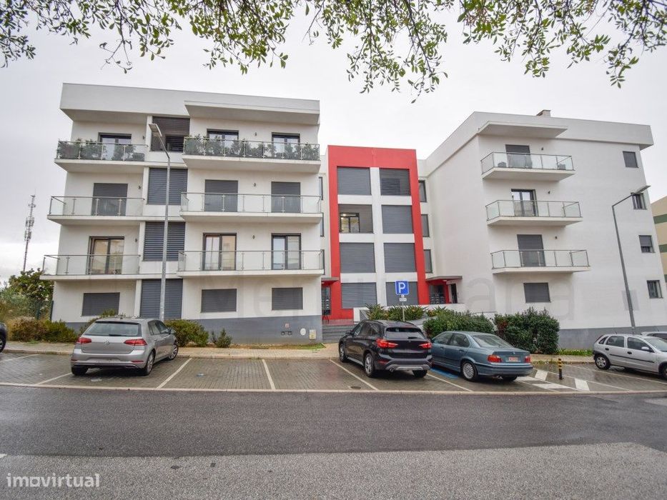 Fabuloso T2 Na Parede - Cascais