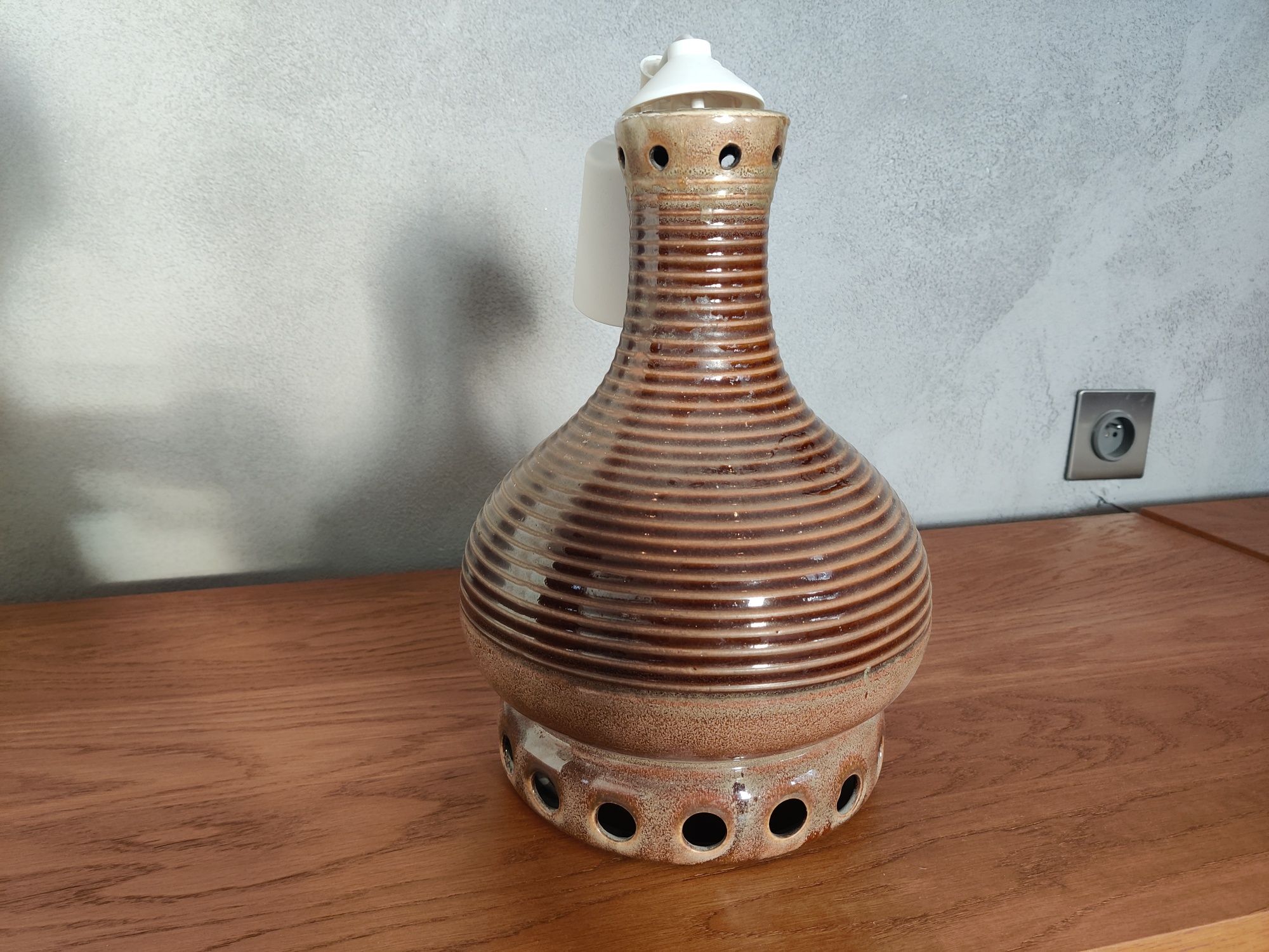 Lampa PRL lata 70 Gliniak w dobrym stanie