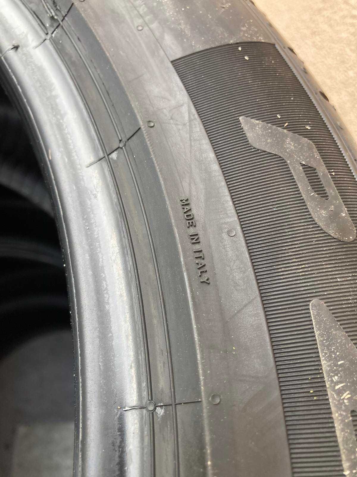 Літні шини Pirelli Pzero PZ4 255/45 R19 104Y M01 285/40 R19 111W M01