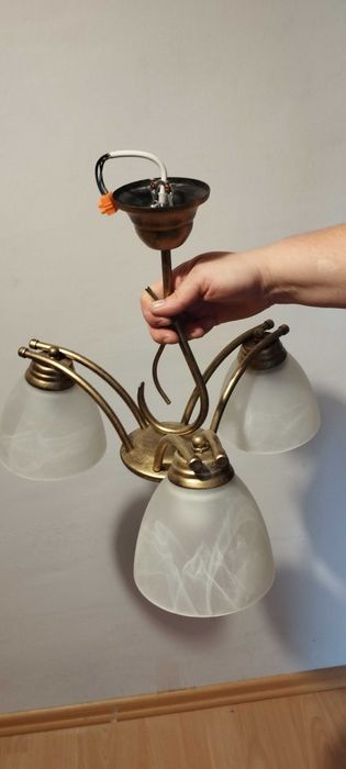 Lampa wisząca.     .