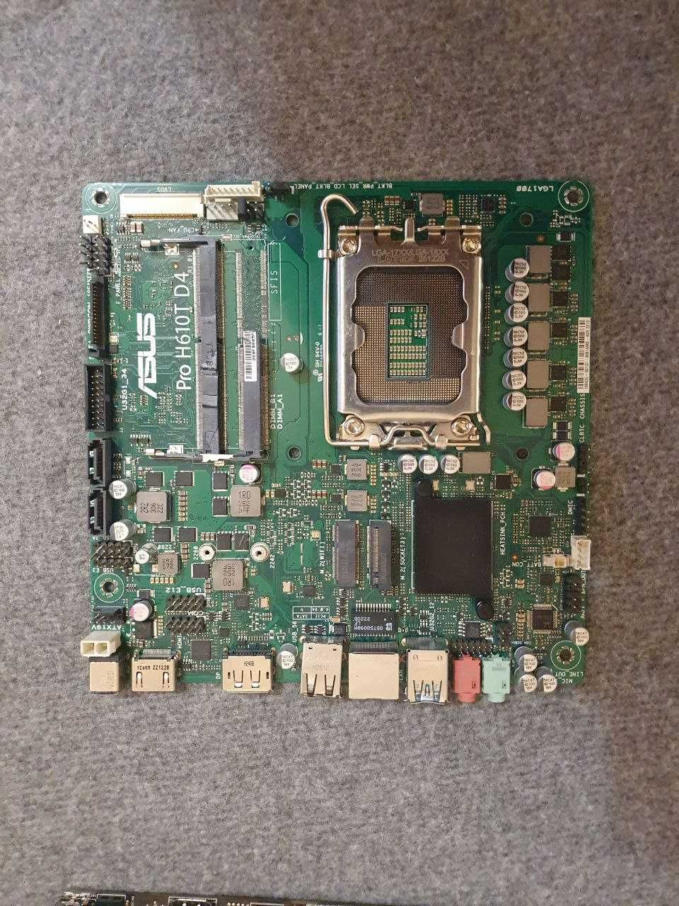 Материнські плати Socket 1700 H610I Mini-itx