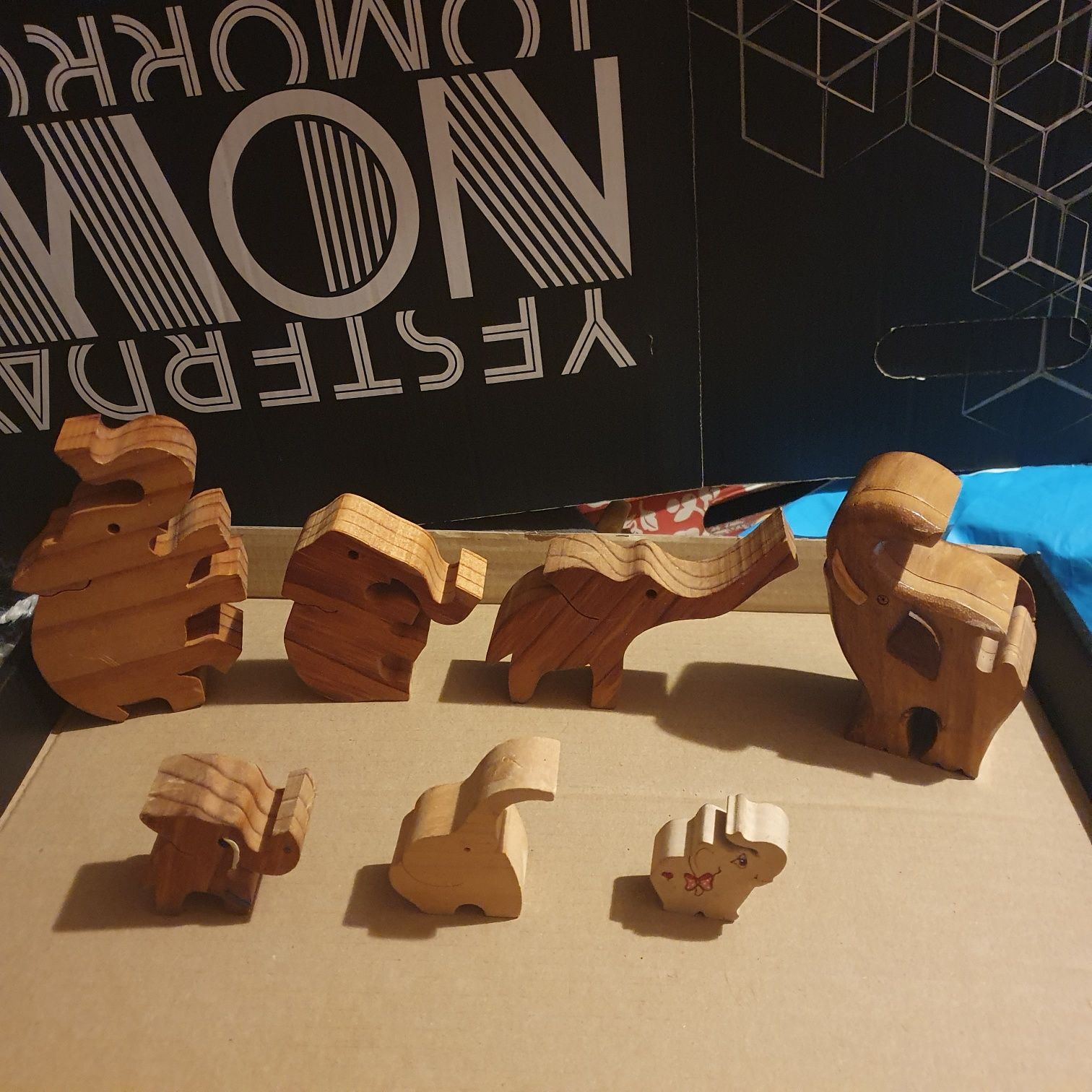 Zestaw figurek słoniki z drzewa cena z wysyłką pocztą polską