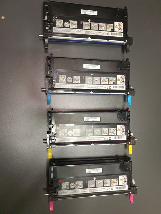 Zestaw cztery tonery do drukarki Dell 3130cn