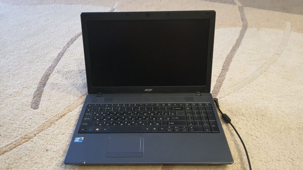 Ноутбук Acer TravelMate 5744 15" intel core i3 4gb ram 320gb hdd